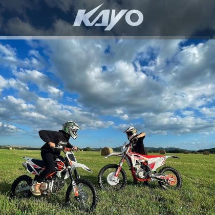 KAYOmoto 🏆 🥇KAYO K6-R Nebojte se rozumného kompromisu. Za vynikající cenu dostáváte do rukou sportovní motocykl. 109 990,- Kč 🥇KAYO TT140 Vítejte ve střední kategorii Pitbike. Tento model má sedátko až ve výšce 855 mm. A to už samo za sebe říká, že ho mohou prohánět i jezdci s vyšší postavou. 38 990,-Kč #kayo #moto #motorcycle #kayomoto #enduro #pitbike