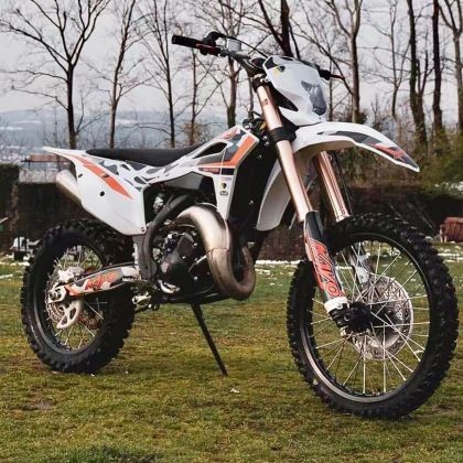 KAYOmoto 🏆🏆🏆 2 taktní model, KAYO KT250. IHNED skladem. Veškeré informace o modelu👉www.kayo.cz👈 #enduro #kayo #moto #motorcycle #motorbike #motocross